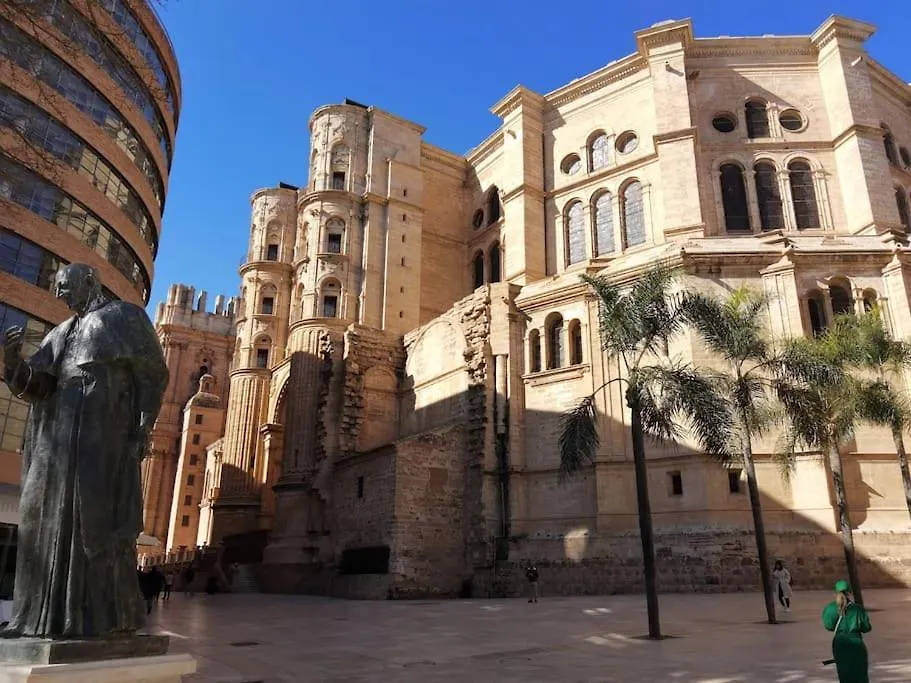 Apartment Carreteria 51 Increible Apartamento Centro Historico Sinesedesignhomes Malaga Spain